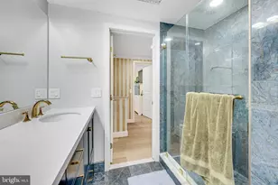 10904 Gainsborough Rd, Potomac, MD 20854 - Photo 14