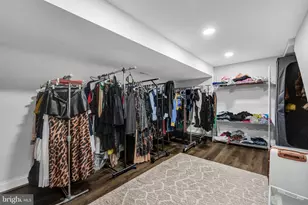 10904 Gainsborough Rd, Potomac, MD 20854 - Photo 32