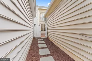 808 Oak Knoll Terrace, Rockville, MD 20850 - Photo 38