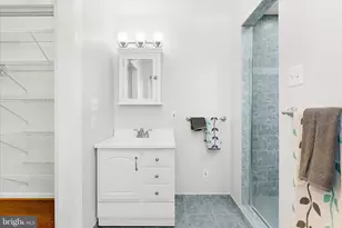 4717 Edgefield Rd, Bethesda, MD 20814 - Photo 36