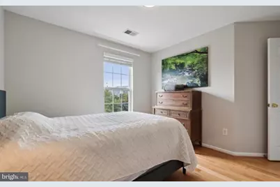 327 Cross Green Street #327B, Gaithersburg, MD 20878 - Photo 20