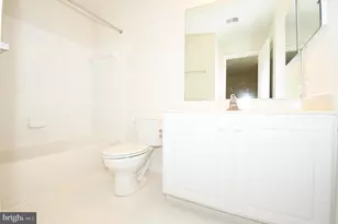 13955 Lullaby Rd, Germantown, MD 20874 - Photo 24