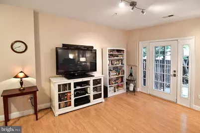 1040 Grand Oak Way, Rockville, MD 20852 - Photo 44