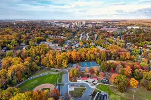 1040 Grand Oak Way, Rockville, MD 20852 - Photo 4