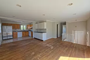 12111 Portree Dr, Rockville, MD 20852 - Photo 6