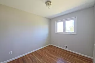 12111 Portree Dr, Rockville, MD 20852 - Photo 10