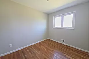 12111 Portree Dr, Rockville, MD 20852 - Photo 12