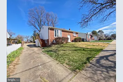 12111 Portree Drive, Rockville, MD 20852 - Photo 2