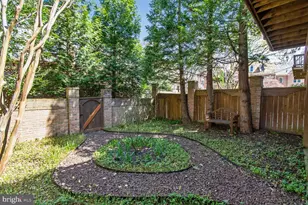 7907 Turncrest Dr, Potomac, MD 20854 - Photo 24