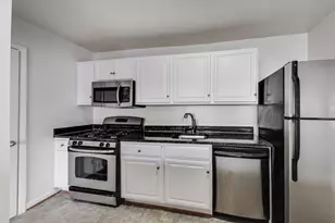 12307 Braxfield Ct, Rockville, MD 20852 - Photo 4