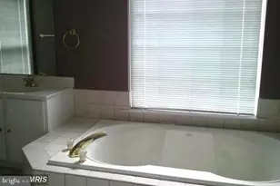 213 Watkins Pond Blvd, Rockville, MD 20850 - Photo 16