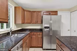 8113 Brucar Ct, Gaithersburg, MD 20877 - Photo 22
