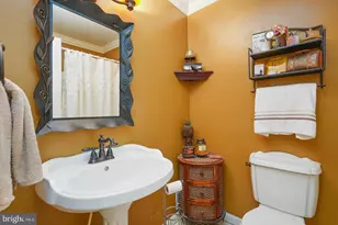 8926 Blue Smoke Dr, Gaithersburg, MD 20879 - Photo 16