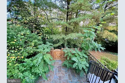11433 Hollowstone Drive, Rockville, MD 20852 - Photo 10