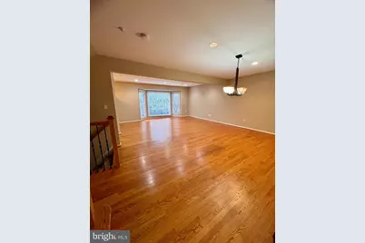 11433 Hollowstone Drive, Rockville, MD 20852 - Photo 4