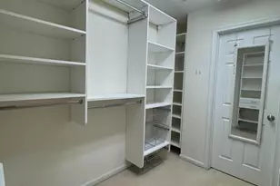 11433 Hollowstone Dr, Rockville, MD 20852 - Photo 18