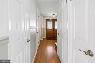 16617 Killdeer Dr, Rockville, MD 20855 - Photo 14