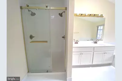 5700 Exeter Hill Way, Rockville, MD 20852 - Photo 18