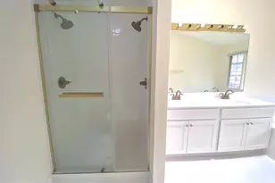 5700 Exeter Hill Way, Rockville, MD 20852 - Photo 18