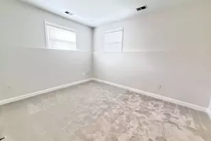 300 Garden View Square, Rockville, MD 20850 - Photo 32