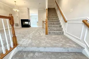 300 Garden View Square, Rockville, MD 20850 - Photo 4