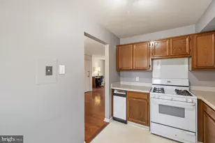 754 Quince Orchard Blvd, Gaithersburg, MD 20878 - Photo 12