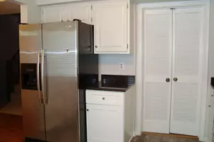 7813 Heatherton Ln, Potomac, MD 20854 - Photo 6