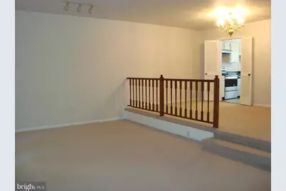 7813 Heatherton Lane, Potomac, MD 20854 - Photo 12