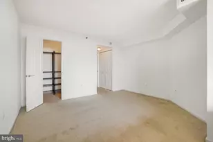 10101 Grosvenor Pl, Rockville, MD 20852 - Photo 20