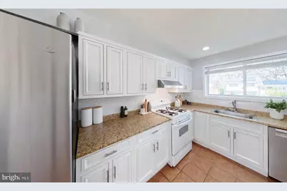 1012 Loxford Terrace, Silver Spring, MD 20901 - Photo 4