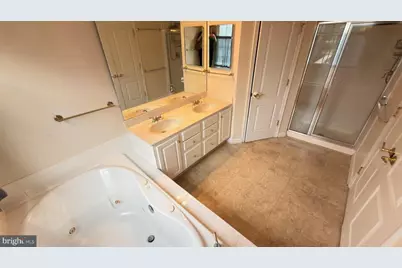 6024 Stonehenge #25, Rockville, MD 20852 - Photo 34