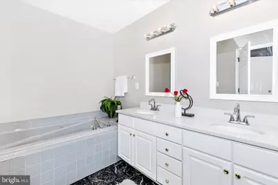 9621 Athens Place, Gaithersburg, MD 20878 - Photo 26