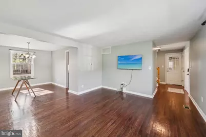 17312 Amity Drive, Gaithersburg, MD 20877 - Photo 2