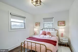9817 Fernwood Rd, Bethesda, MD 20817 - Photo 12