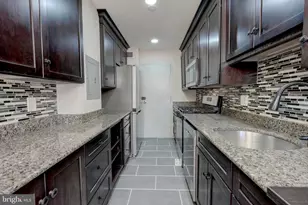 1900 Lyttonsville Rd, Silver Spring, MD 20910 - Photo 10