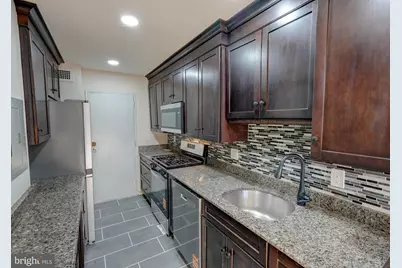 1900 Lyttonsville Road #211, Silver Spring, MD 20910 - Photo 12