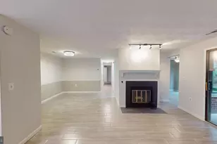 18204 Swiss Cir, Germantown, MD 20874 - Photo 12