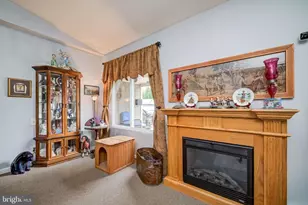 11 Aquarius Ct, Silver Spring, MD 20906 - Photo 38