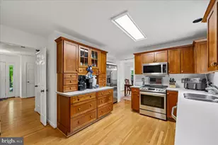 1515 Blue Meadow Rd, Potomac, MD 20854 - Photo 8