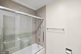 6309 Friendship Ct, Bethesda, MD 20817 - Photo 56