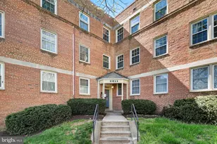 2211 Washington Ave, Silver Spring, MD 20910 - Photo 2