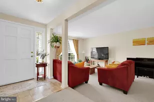 19316 Frenchton Pl, Montgomery Village, MD 20886 - Photo 2