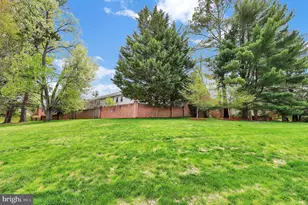 19316 Frenchton Pl, Montgomery Village, MD 20886 - Photo 34