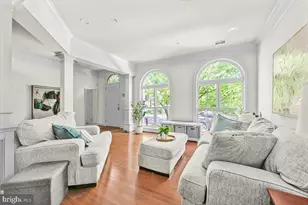 207 Creek Valley Ln, Rockville, MD 20850 - Photo 4