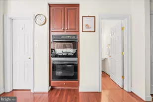 207 Creek Valley Ln, Rockville, MD 20850 - Photo 10
