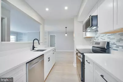 20527 Shadyside Way #21-2, Germantown, MD 20874 - Photo 14