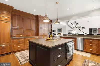 11101 Piney Meetinghouse Road, Potomac, MD 20854 - Photo 16