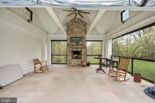 10712 Lockland Rd, Potomac, MD 20854 - Photo 60