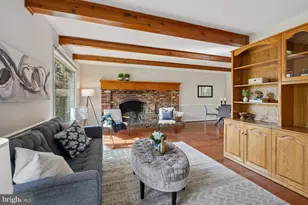 6933 Race Horse Ln, North Bethesda, MD 20852 - Photo 16