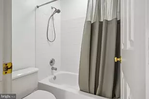 13236 Maplecrest Dr, Potomac, MD 20854 - Photo 28